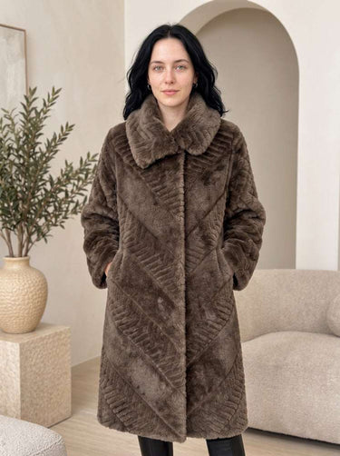 Manteau long en fausse fourrure à col montant – Choco